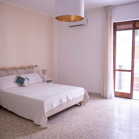 Green Rooms Bari Bagian luar foto