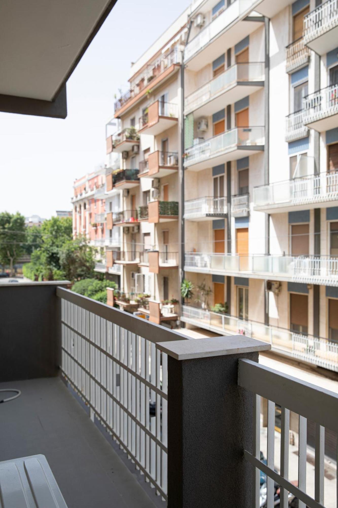 Green Rooms Bari Bagian luar foto