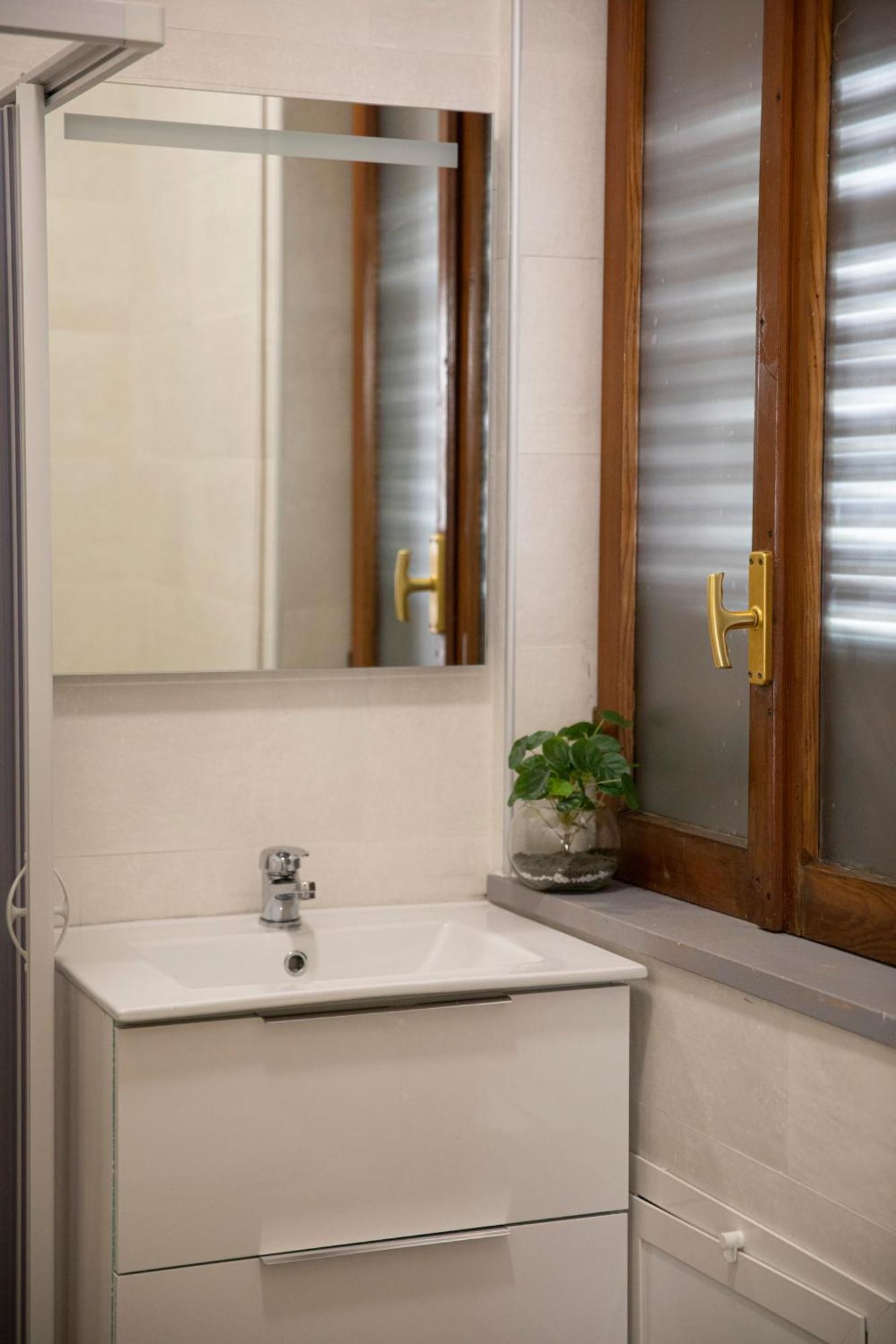 Green Rooms Bari Bagian luar foto