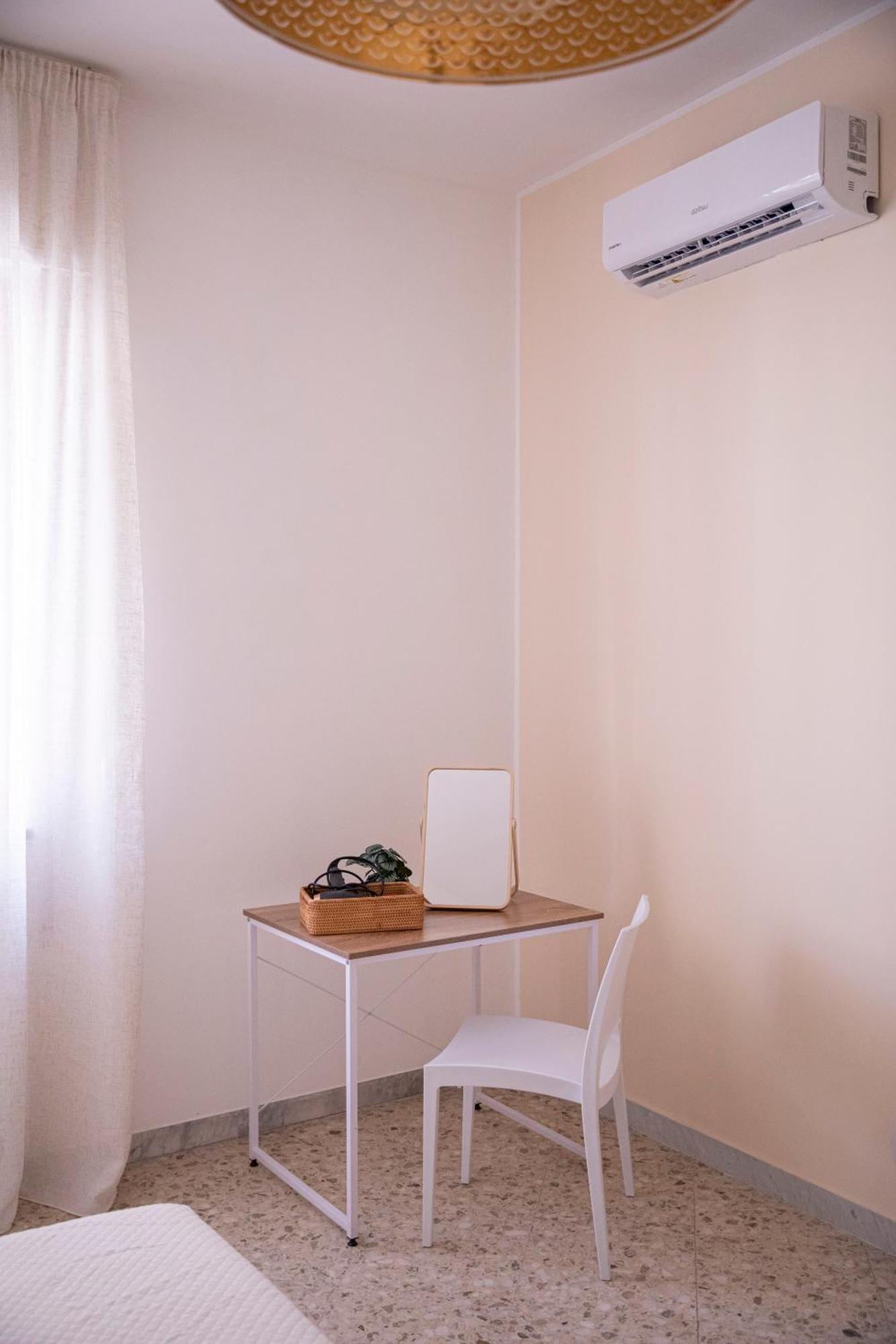 Green Rooms Bari Bagian luar foto
